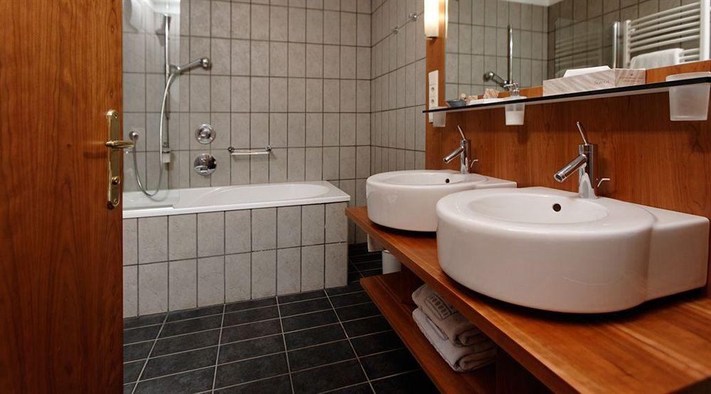 Hotel Krone - Eat, Drink, Stay Bressanone Eksteriør billede